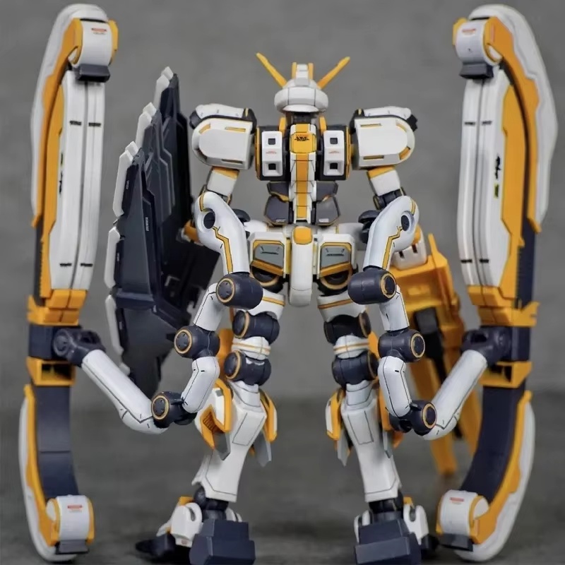 Atlas Thunder Universe Battlef - đánh giá và giá Bandai Gundam Hg